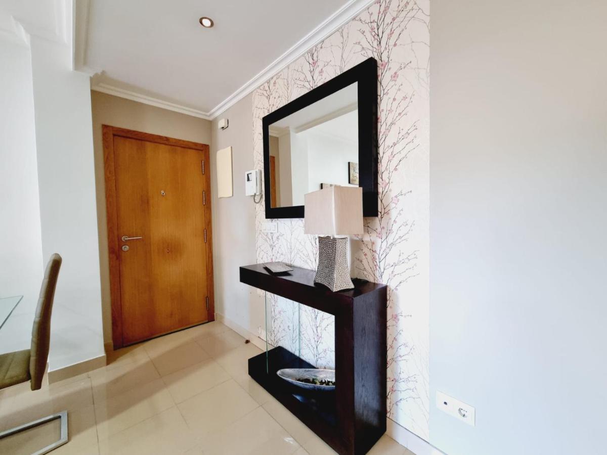 Apartamento Con Terraza Y Piscina Рібейра Екстер'єр фото